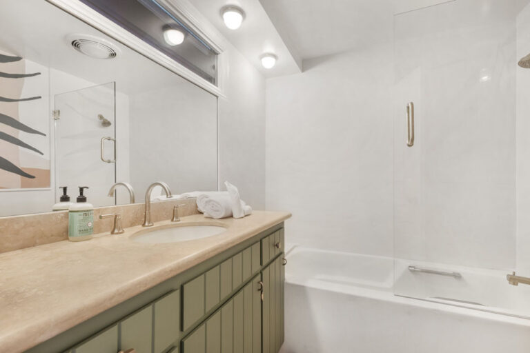 Beverly Treehouse_29