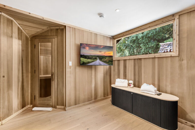 Beverly Treehouse_32