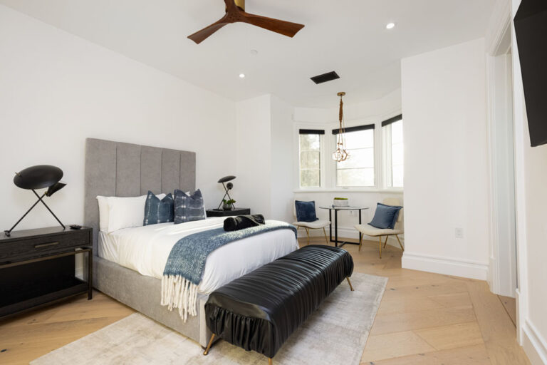 Gardner Modern - West Hollywood, 5 Bd + Office, 6 Ba, 5,506 SF, Modern, Pool-Hot Tub, Indoor-Outdoor Living, Theater-26