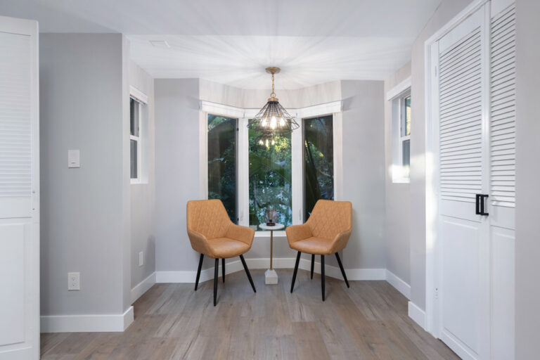 Hidden Valley Pl - Beverly Hills, 3 Bd, 4 Ba, Newly Renovated, Large Backyard, Private, Mini Basketball, Putting Green, Gym-Office, Canyon Views-28