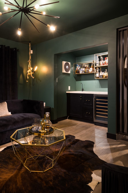 Hidden Valley Pl - Beverly Hills, 3 Bd, 4 Ba, Newly Renovated, Large Backyard, Private, Mini Basketball, Putting Green, Gym-Office, Canyon Views-39