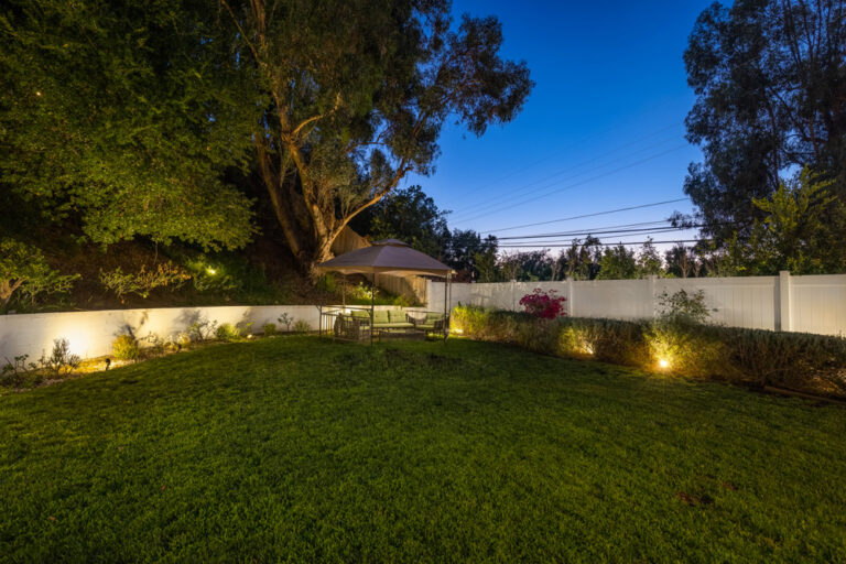 Hidden Valley Pl - Beverly Hills, 3 Bd, 4 Ba, Newly Renovated, Large Backyard, Private, Mini Basketball, Putting Green, Gym-Office, Canyon Views-44