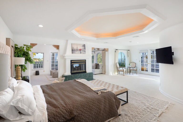 Stradella - Bel Air, 3 Bd, 4 Ba, 3,610 SF Contemporary Mediterranean Resort-Style Yard Terraces Cabana Infinity Pool-Spa Stunning Views Private-Gated -15