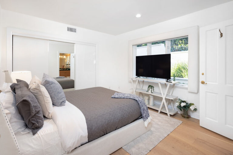 Stradella - Bel Air, 3 Bd, 4 Ba, 3,610 SF Contemporary Mediterranean Resort-Style Yard Terraces Cabana Infinity Pool-Spa Stunning Views Private-Gated -37