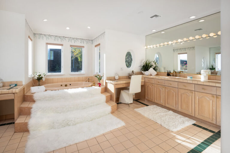 Stradella - Bel Air, 3 Bd, 4 Ba, 3,610 SF Contemporary Mediterranean Resort-Style Yard Terraces Cabana Infinity Pool-Spa Stunning Views Private-Gated -47